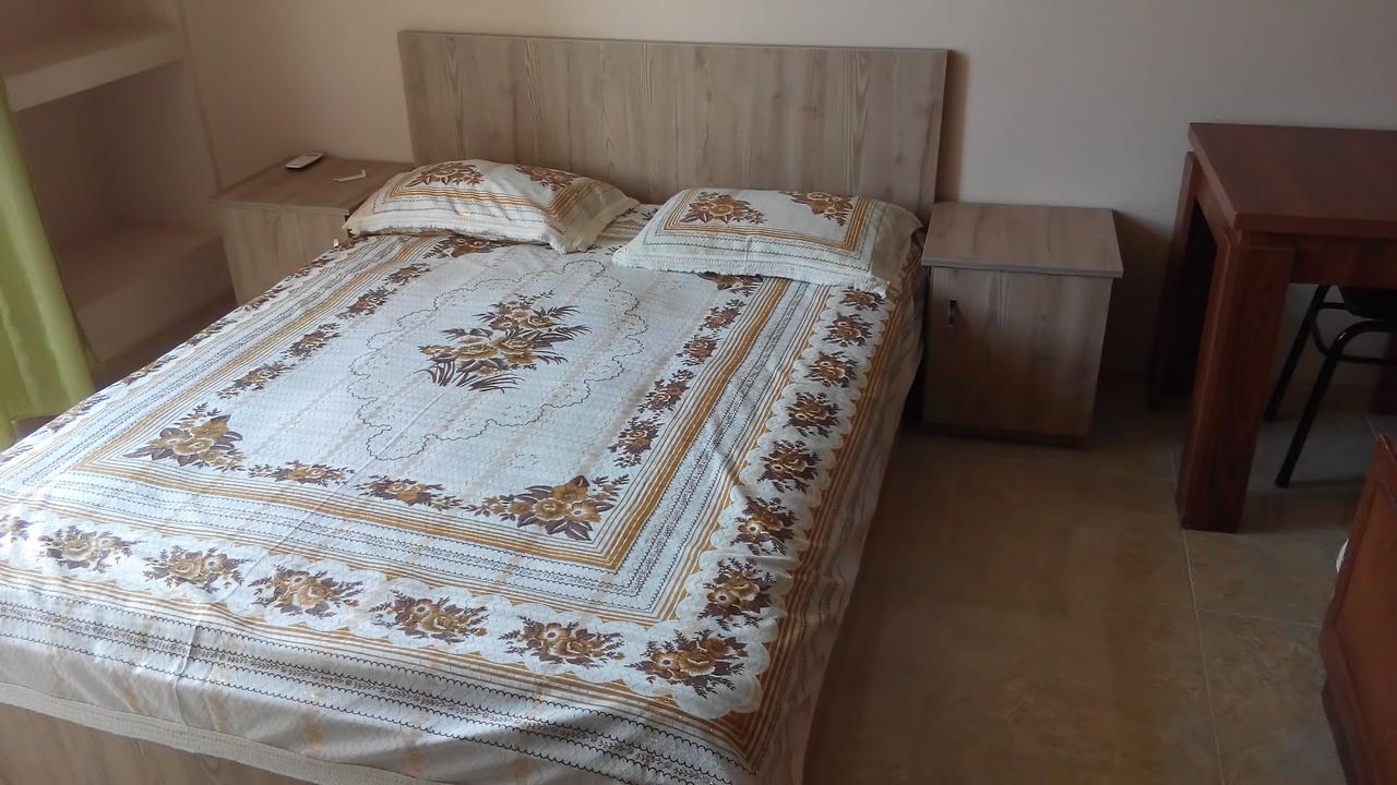 Guest House Vitali ゴニオ エクステリア 写真